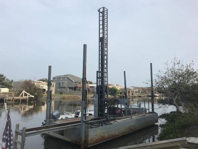 PILE DRIVING BARGE